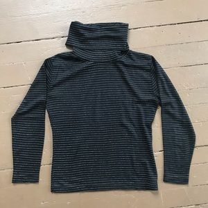 Vintage 80s knit metallic and black turtleneck